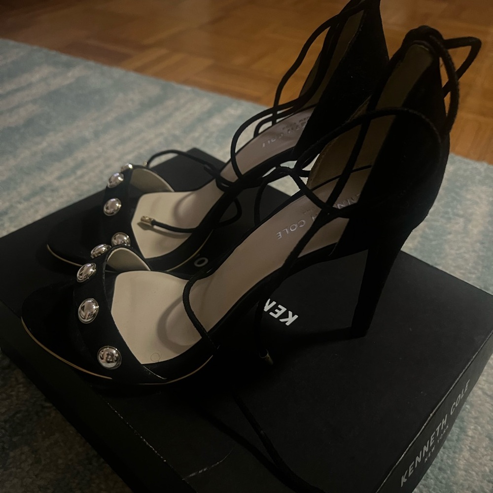Kenneth Cole Black Suede High Heel Shoes
